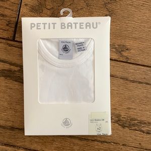 Set of 2 sleeveless bodysuits 12m